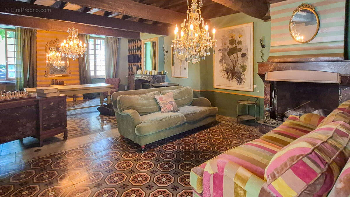 Superbe maison de village de caractère avec grange attenante et terrasse - photo 2
