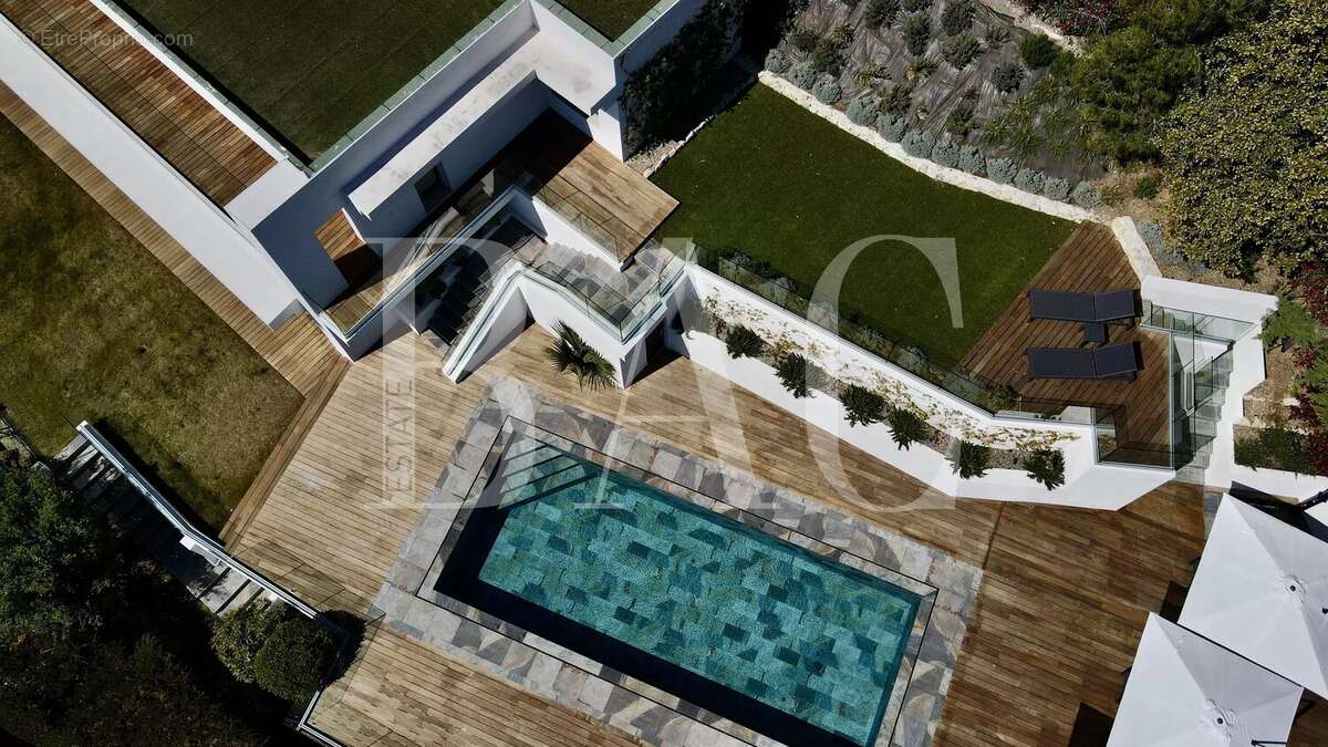 Maison à ROQUEBRUNE-CAP-MARTIN