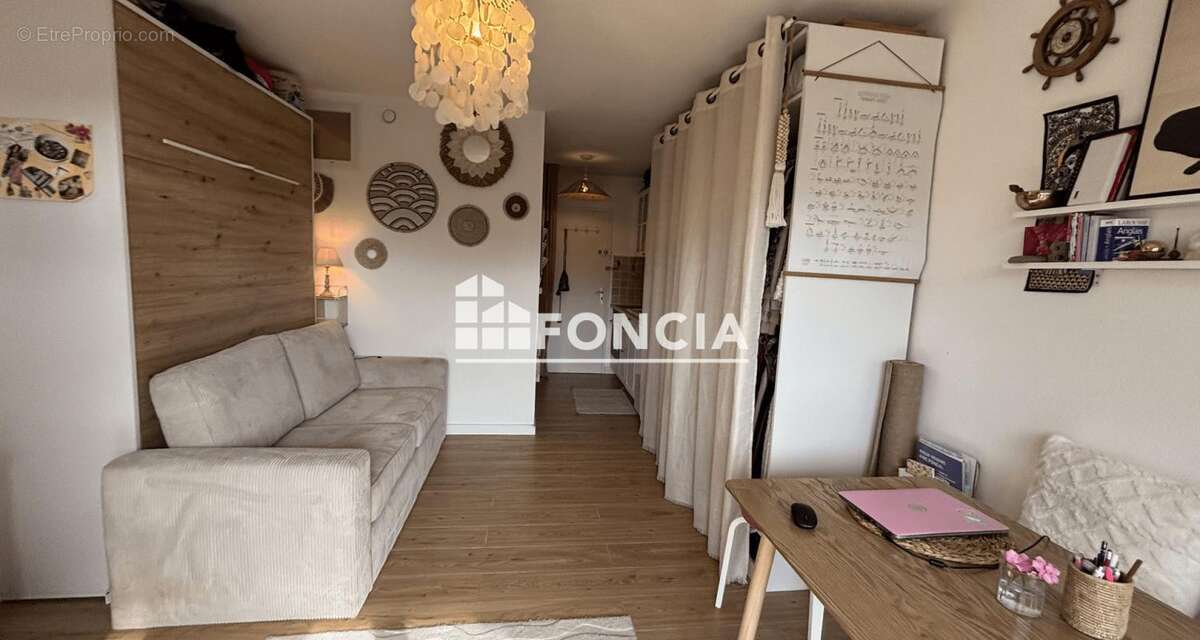 Lavandou : Coup de Coeur Charmant studio du 22m2 entièrement rénové au cœur du Lavandou - photo 18