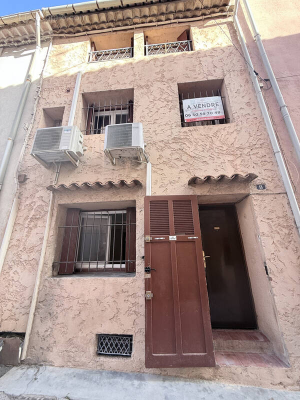 Maison à FLASSANS-SUR-ISSOLE