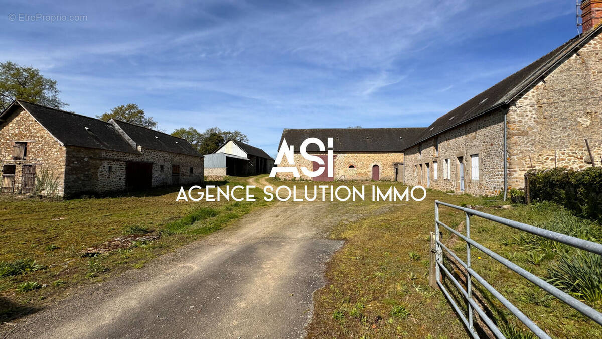 Maison à VILLAINES-LA-JUHEL