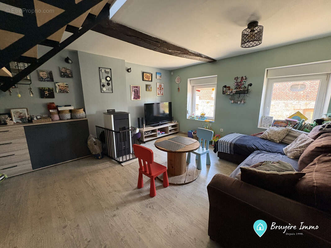 Maison à TAISNIERES-EN-THIERACHE