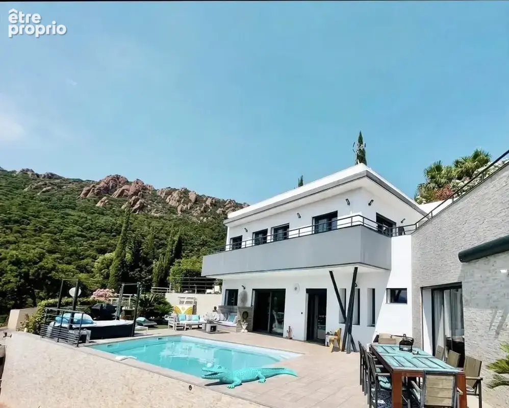 Photo Maison à La Seyne-Sur-Mer au prix de 1 290 000€