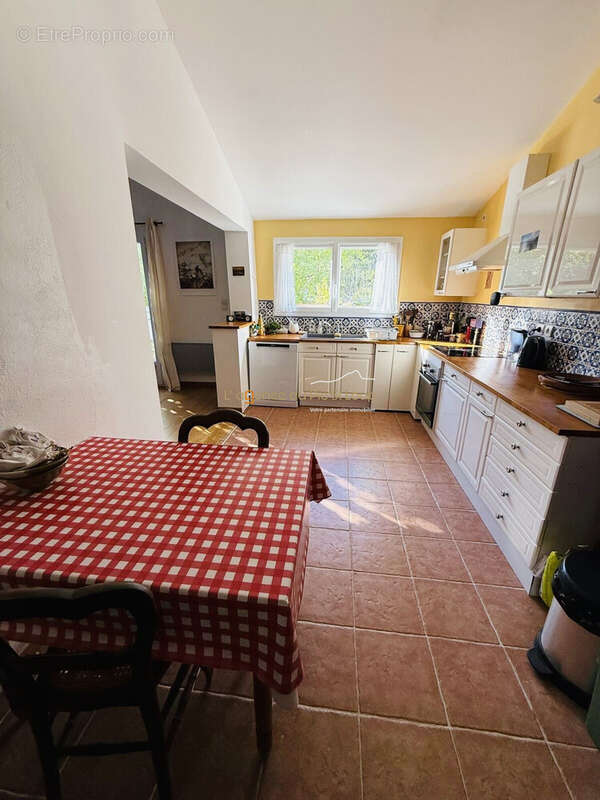 Maison à SAINT-GELY-DU-FESC