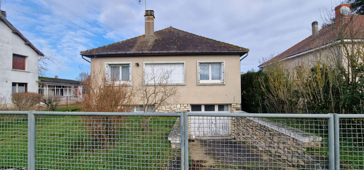 Tournon Saint Pierre - photo 13