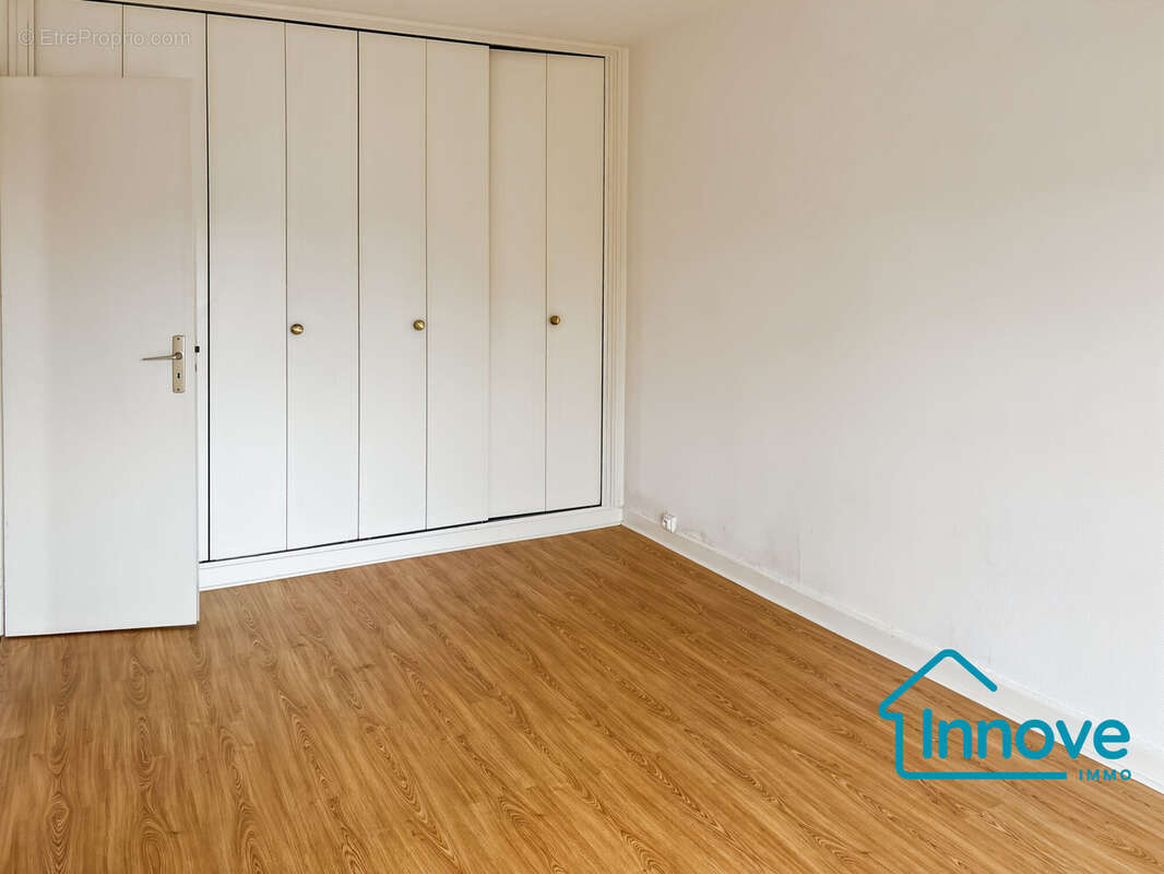 Appartement à VERSAILLES