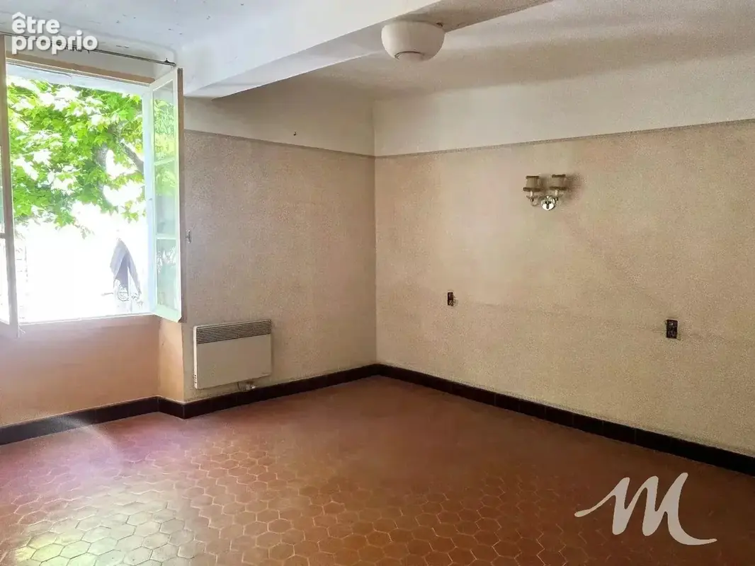 Maison de Village à Tavernes (83670) avec Cave Voûtée et Terrasse – Exclusivité - photo 13