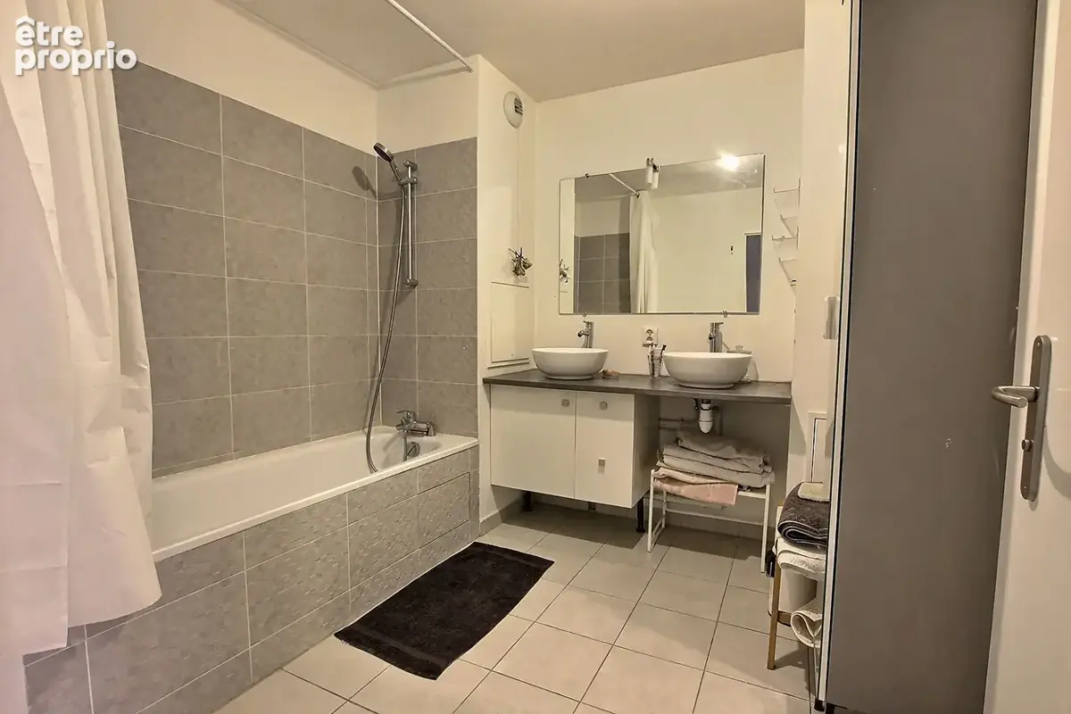 Appartement 3 pièces au bord du canal de l'ourcq - photo 6