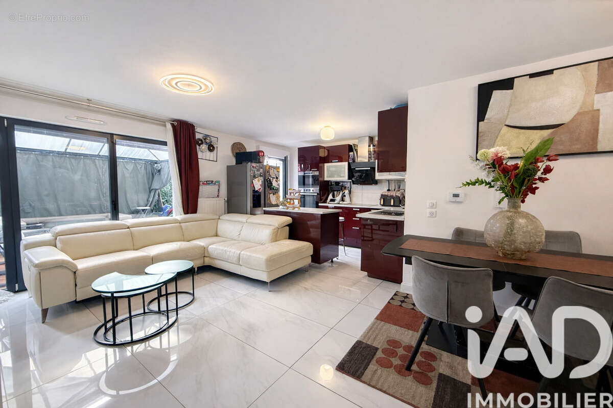 Photo 3 - Appartement à CHAMPIGNY-SUR-MARNE