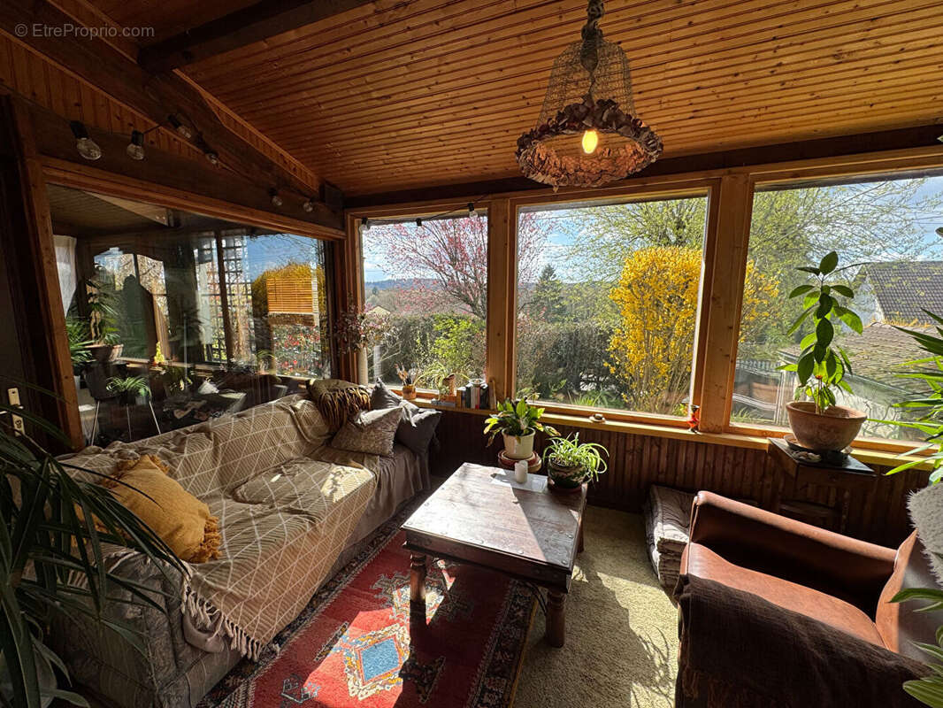 Maison à LONS-LE-SAUNIER