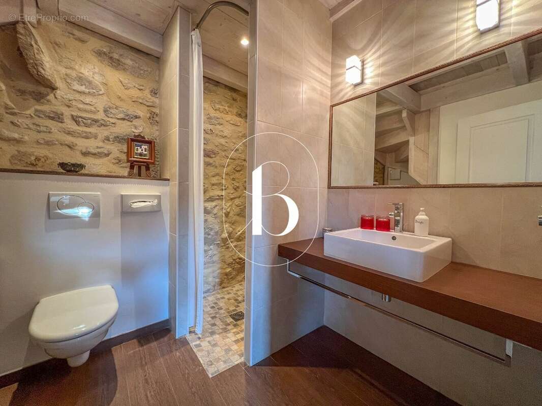 Maison à GOUDARGUES