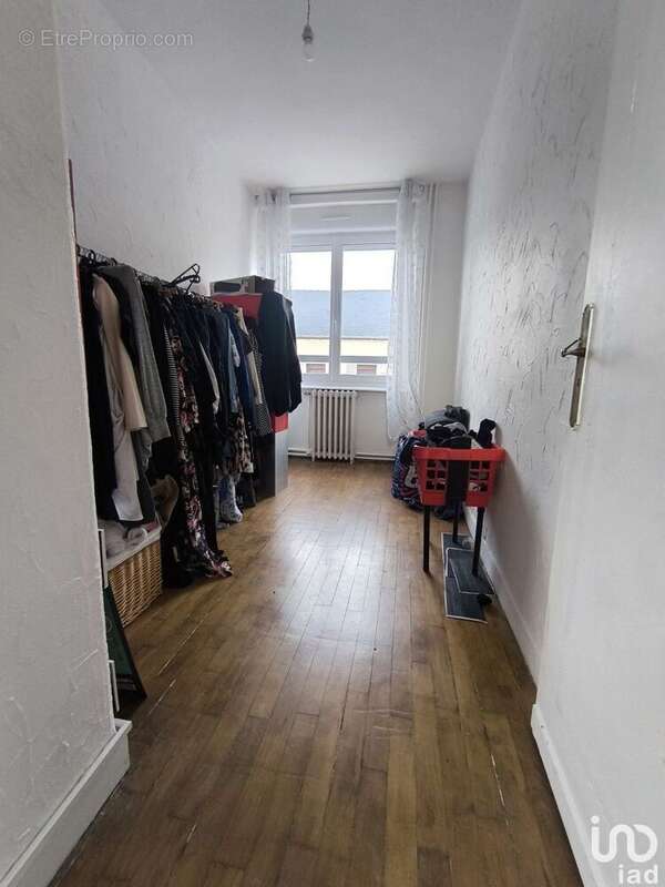 Photo 8 - Commerce à PLEYBEN