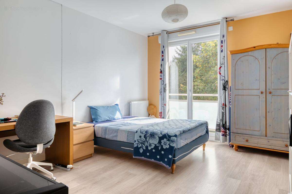 Maison à SAINT-LEGER-DU-BOURG-DENIS