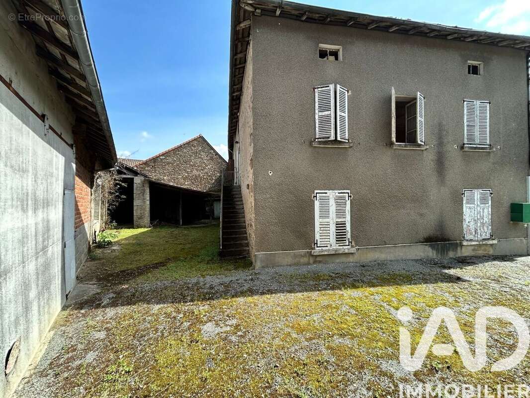 Photo 2 - Maison à LINARDS