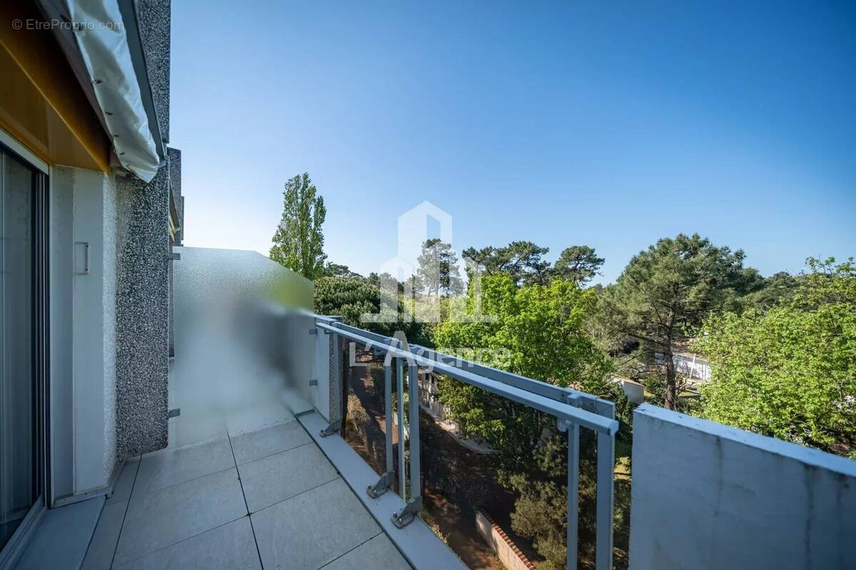 Appartement à VAUX-SUR-MER