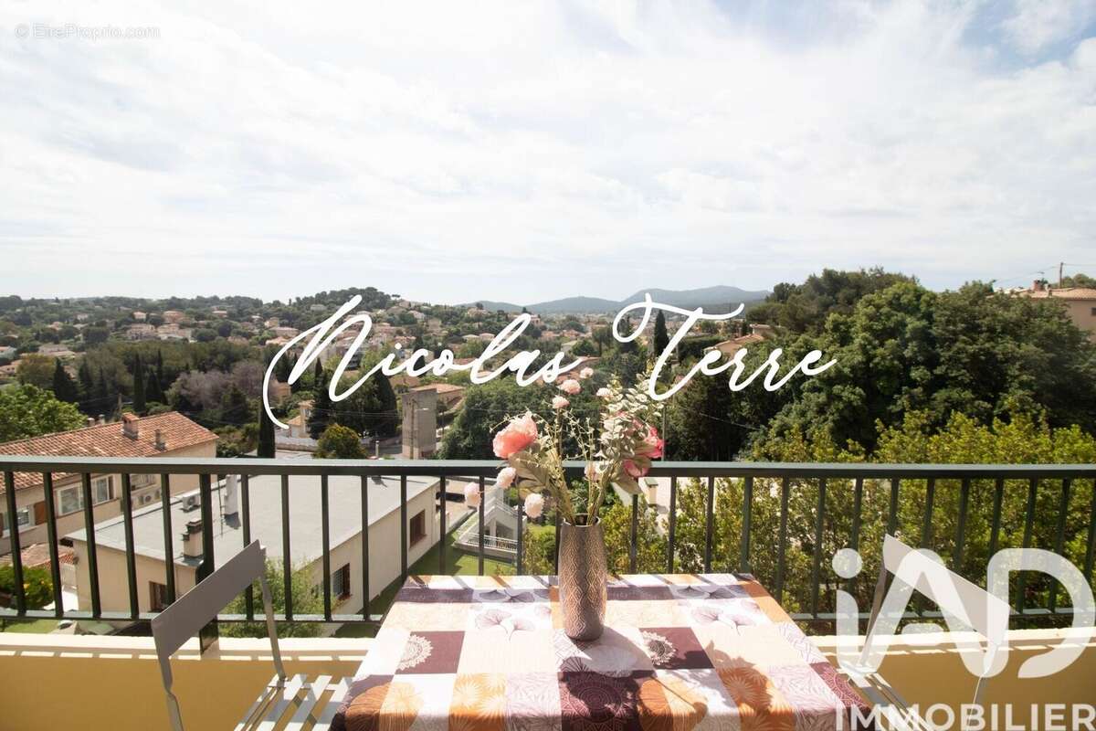 Photo 2 - Appartement à SIX-FOURS-LES-PLAGES