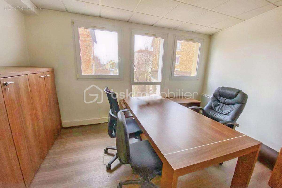 Commerce à SAINT-GERMAIN-EN-LAYE