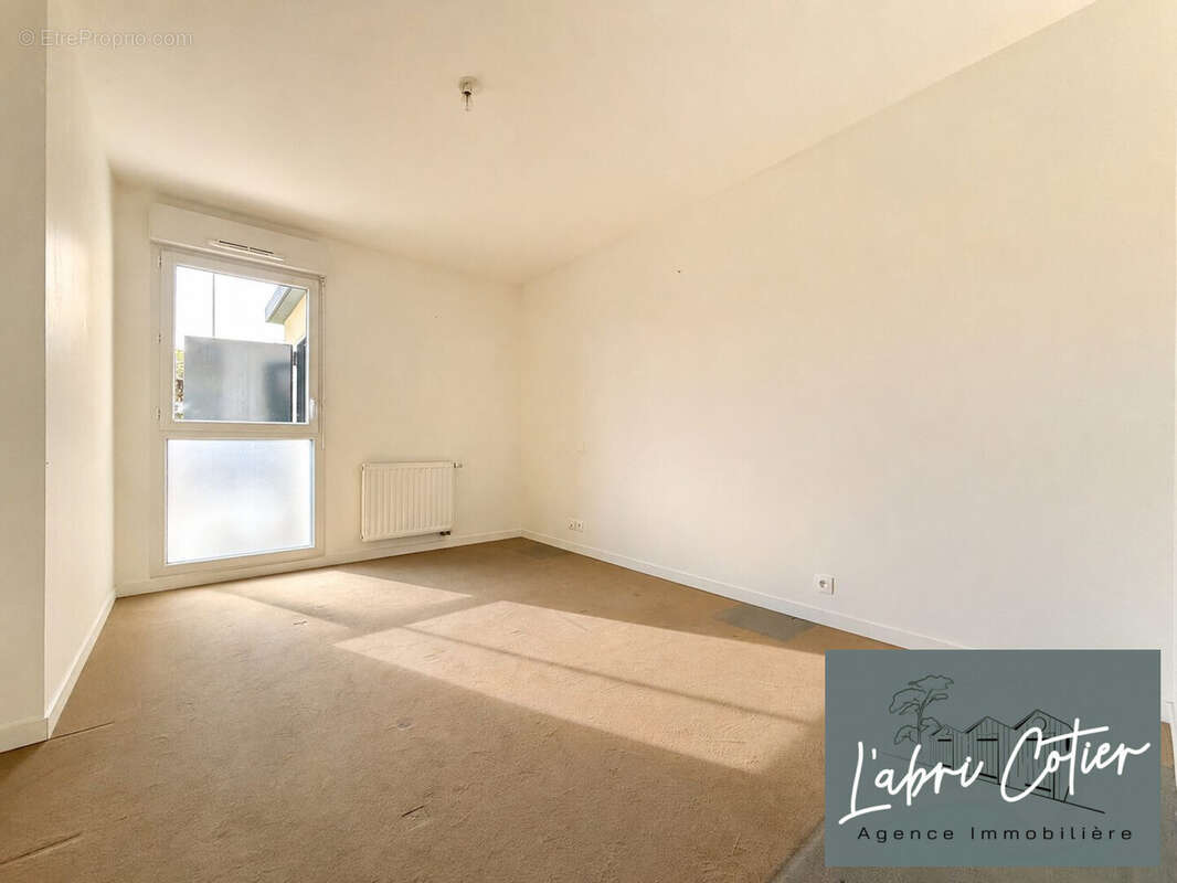 Chambre - Appartement à SAINT-HILAIRE-DE-RIEZ