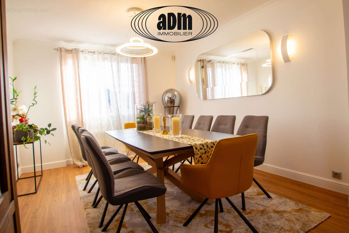 Maison à CHAMPS-SUR-MARNE