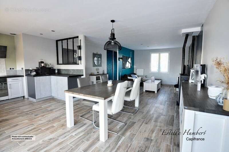 Maison 6 pièces, 5 CHAMBRES, MONTROY (17220) - photo 2