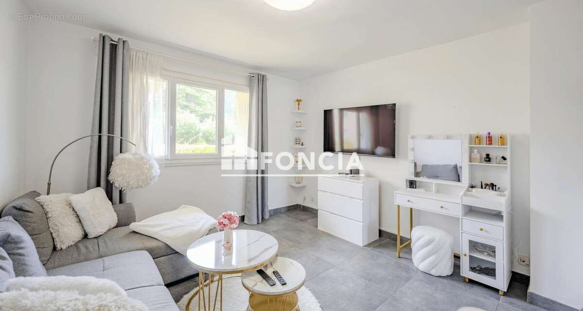 Appartement à HYERES