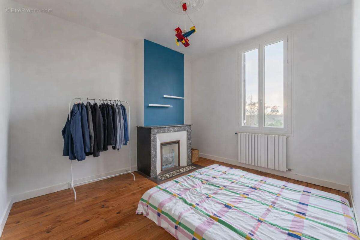 Maison à SALLEBOEUF