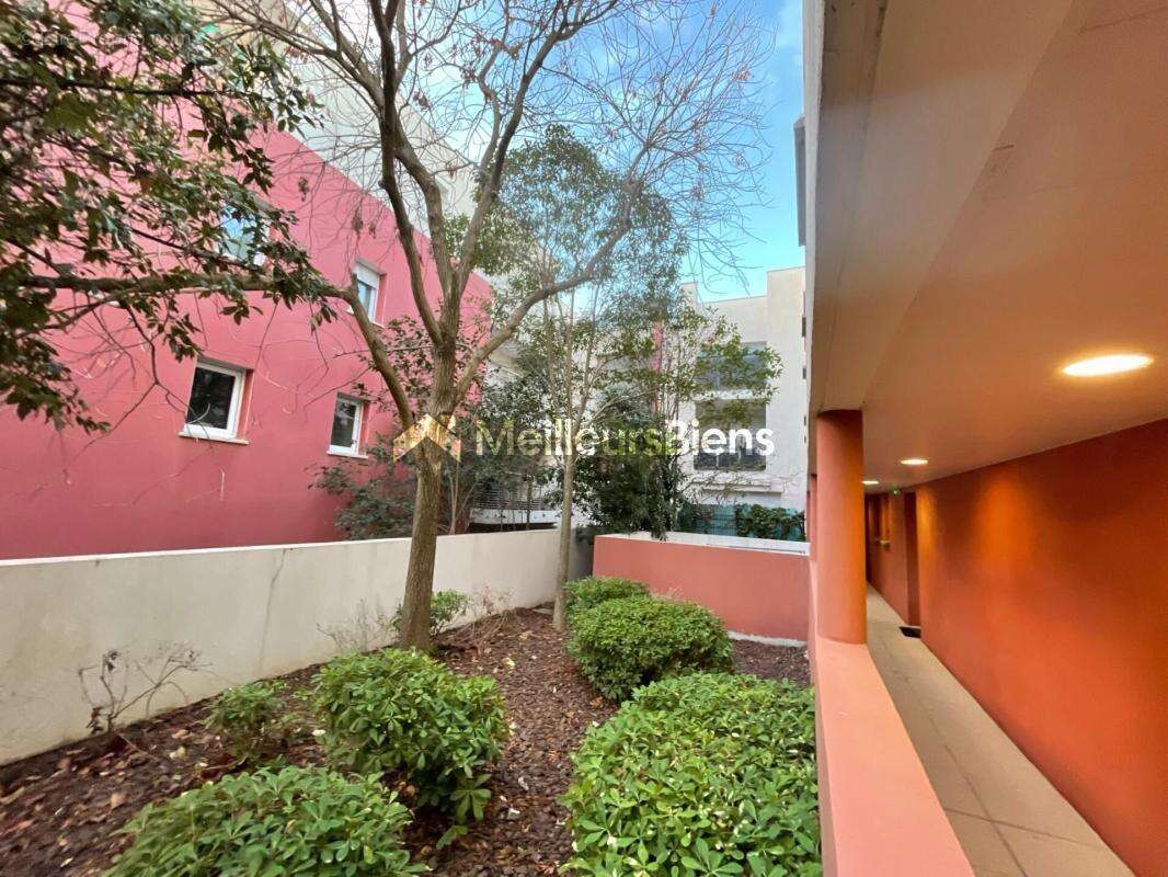 Appartement à CASTELNAU-LE-LEZ