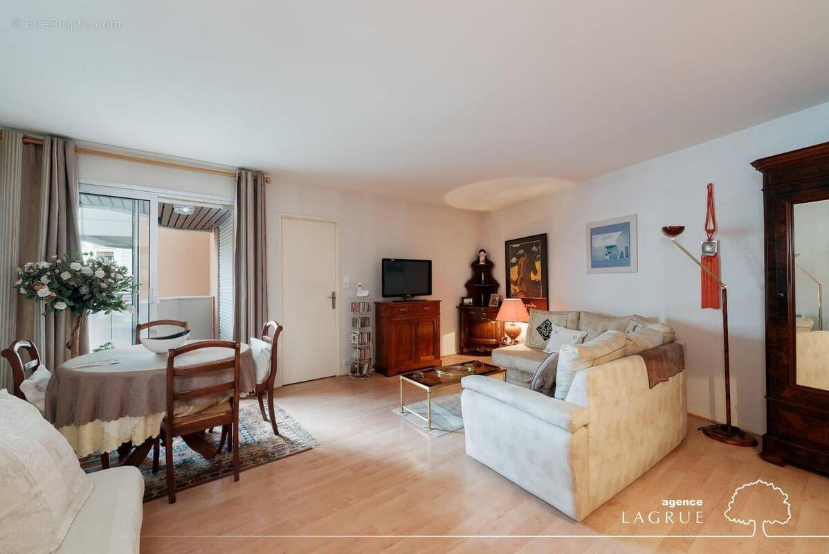   - Appartement à VICHY