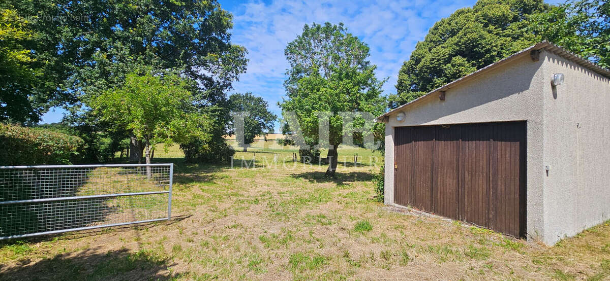 A vendre charmante maison en pierre - p15364 - photo 2