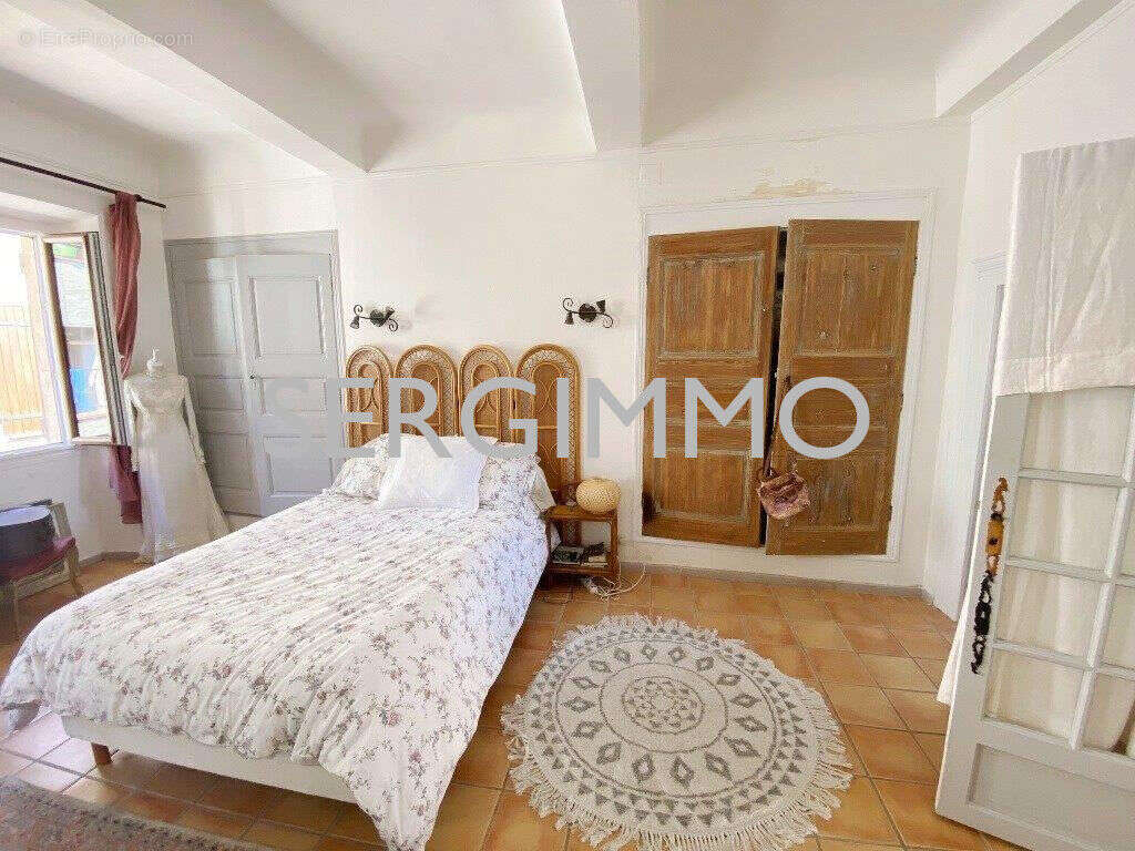 Maison à MONTAUROUX