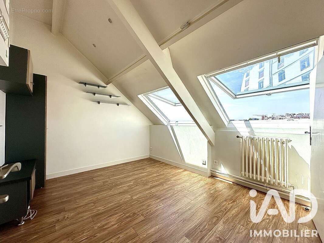 Photo 2 - Appartement à PARIS-17E