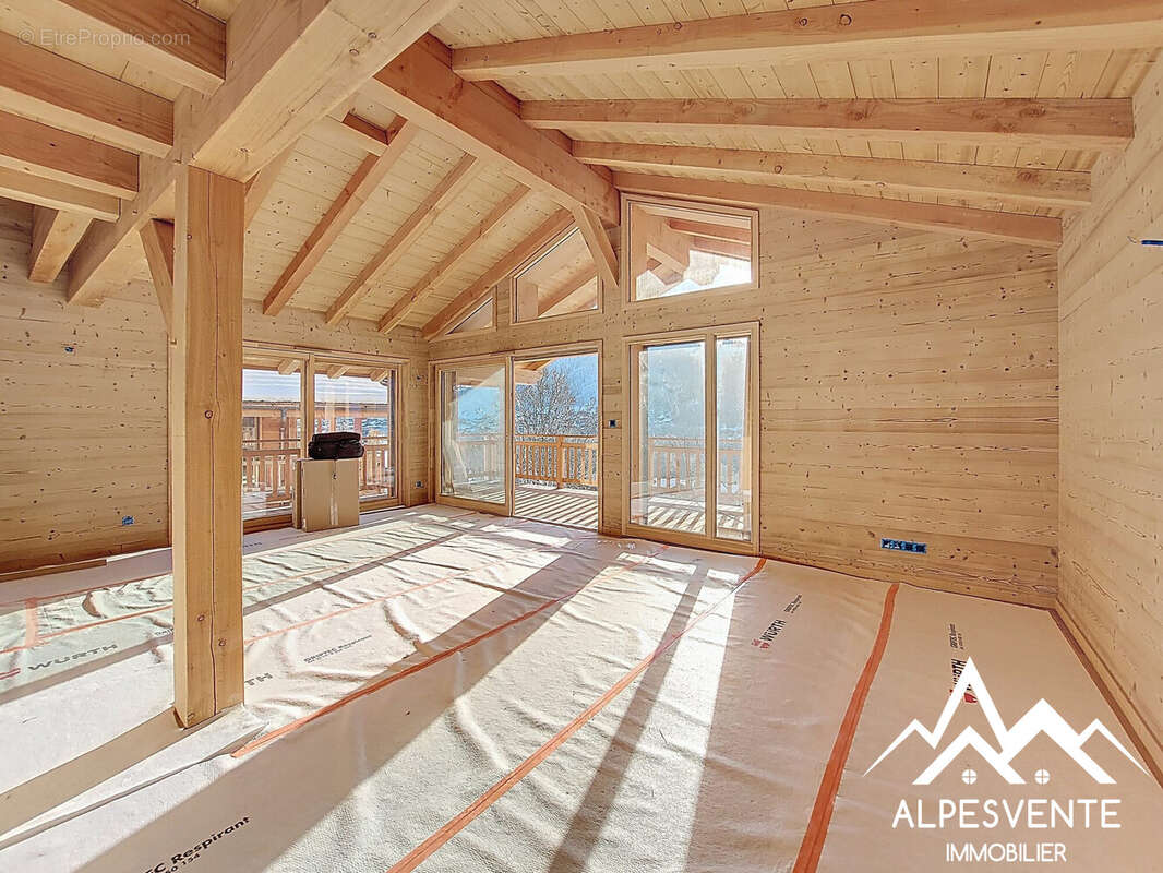 Maison à MONTRIOND