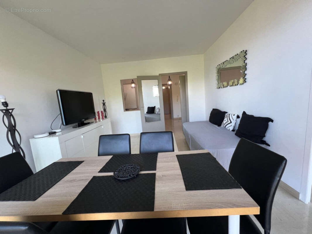Appartement à ROQUEBRUNE-CAP-MARTIN