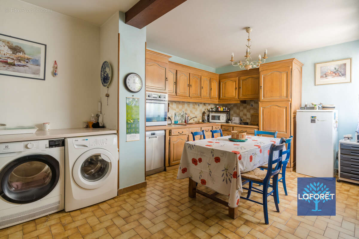 Maison à LES PAVILLONS-SOUS-BOIS