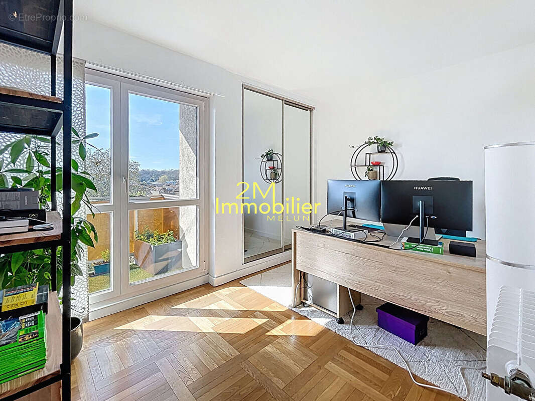 Appartement à MELUN