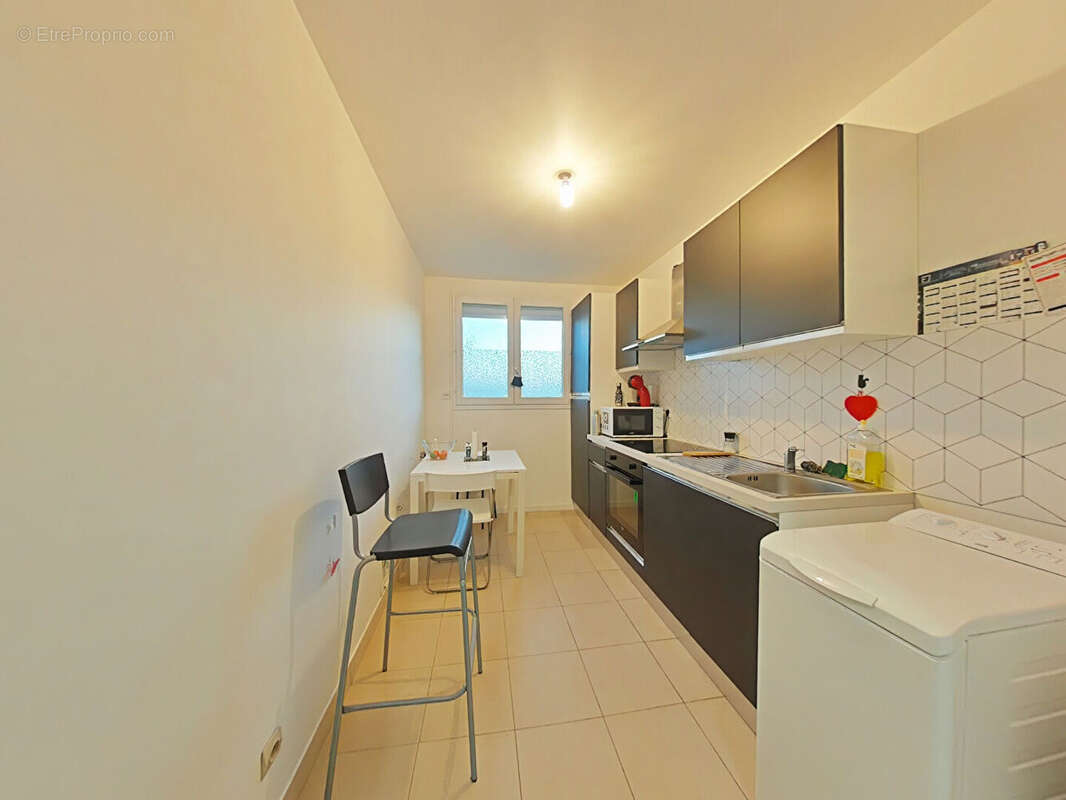 Appartement à MONTIGNY-LE-BRETONNEUX