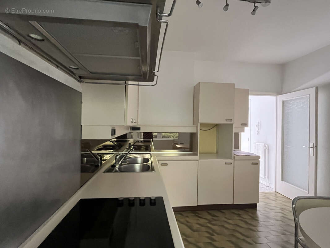 Appartement à SAINTE-FOY-LES-LYON