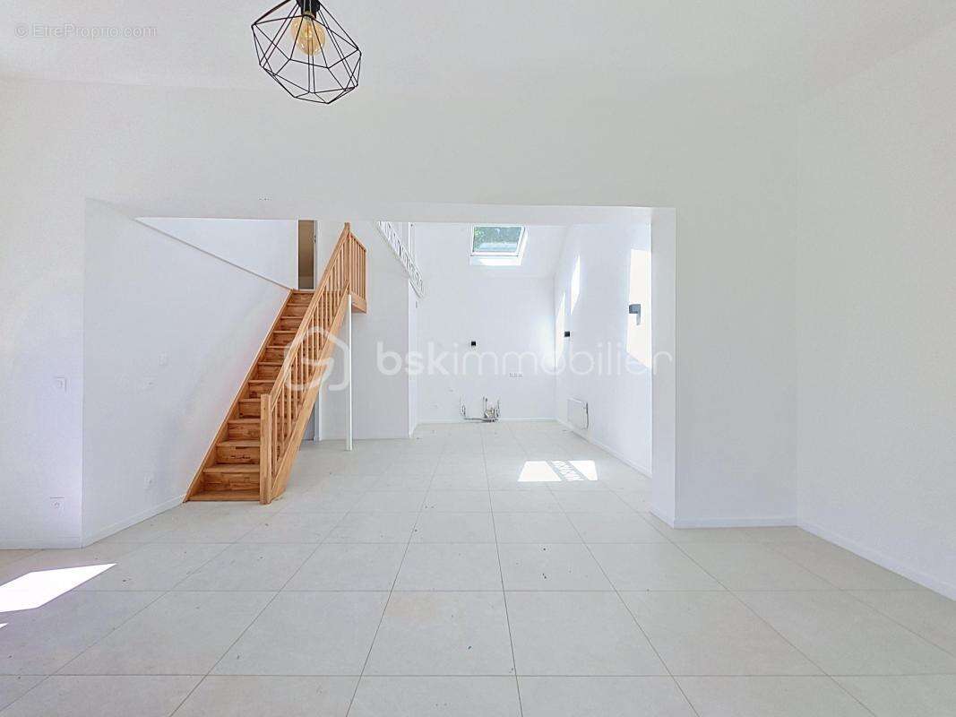 Maison à ROSNY-SOUS-BOIS