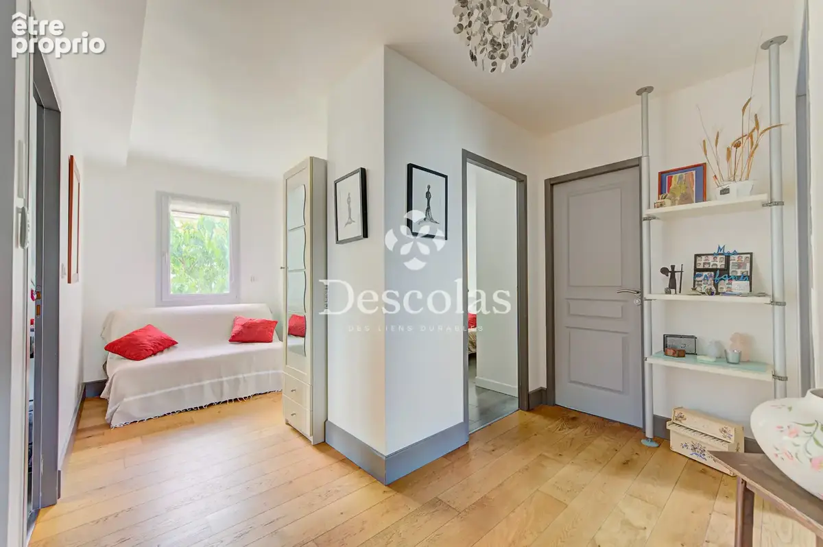 Maison familiale Saint-Germain-en-Laye - 208m2 - photo 12