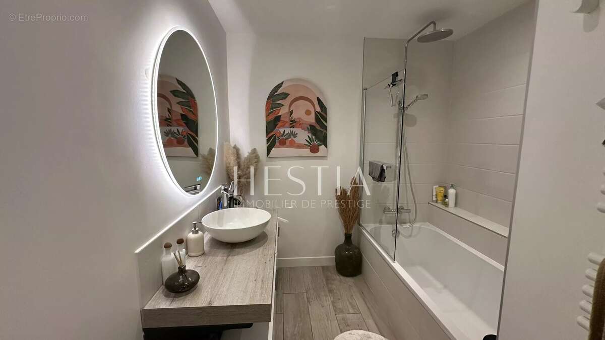 Appartement à GROISY