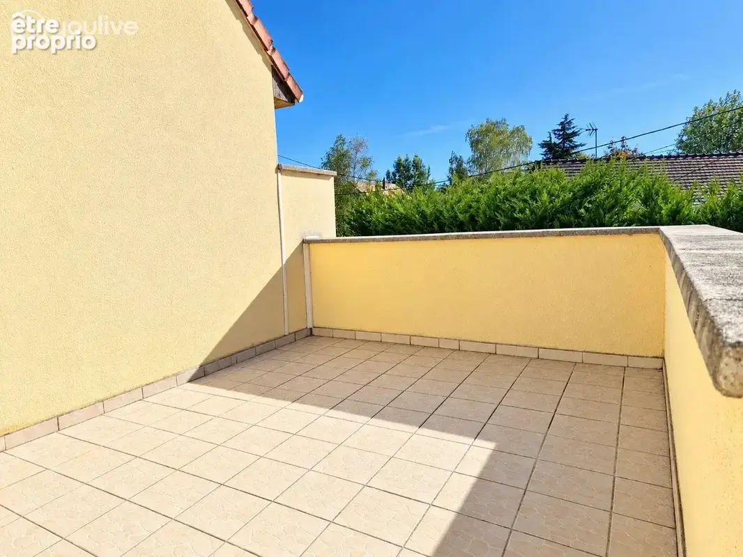 VILLEBOUGIS (89) - MAISON 130 m² - 185 000 € - photo 3