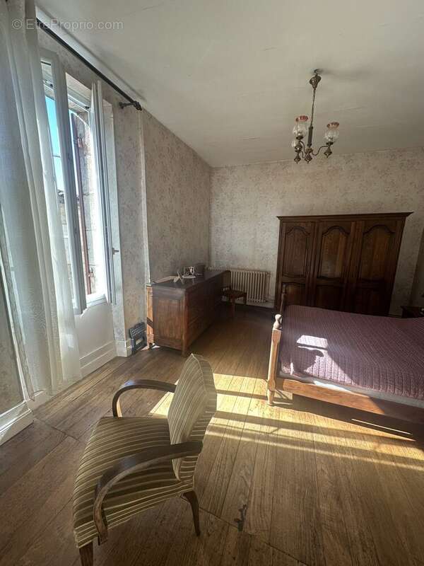 1/6 CHAMBRE - Maison à PELLEGRUE