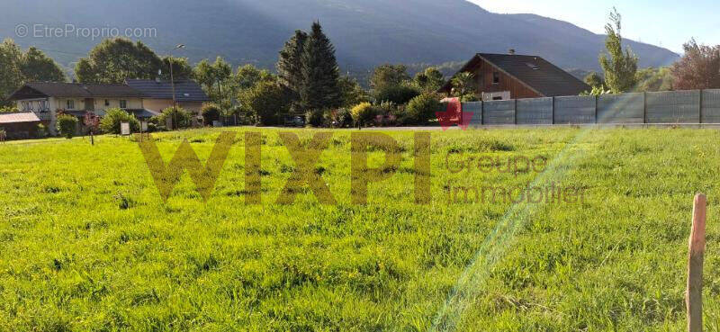 Terrain à LA BATHIE