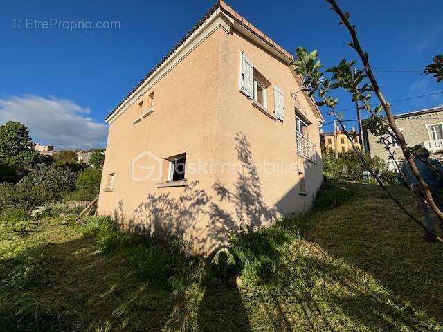 Maison à OLIVESE