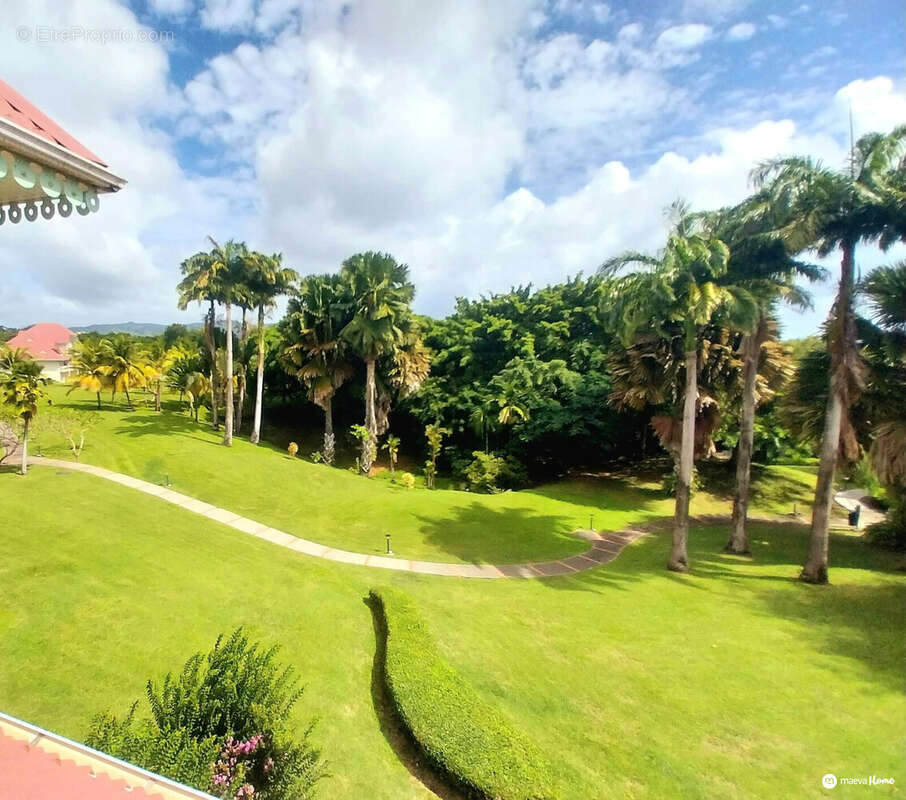 Appartement à SAINTE-LUCE