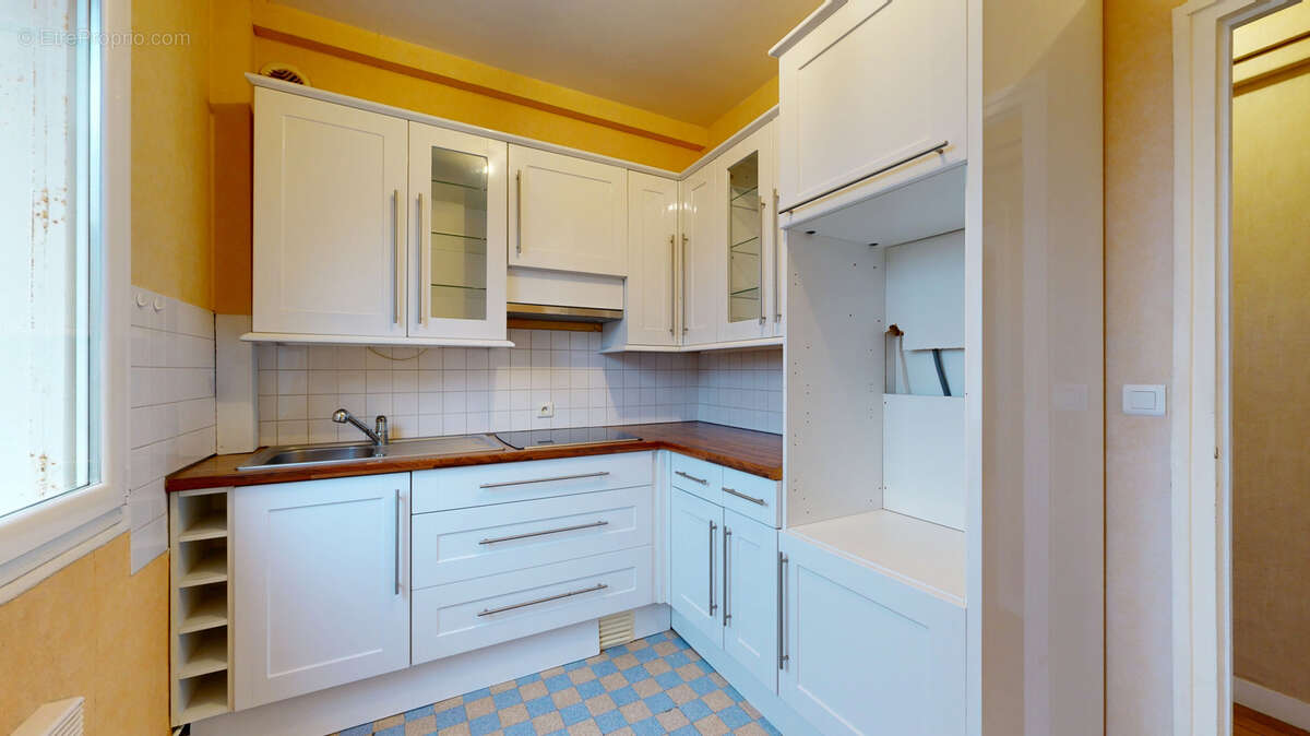 Maison à SAINT-HILAIRE-DU-HARCOUET