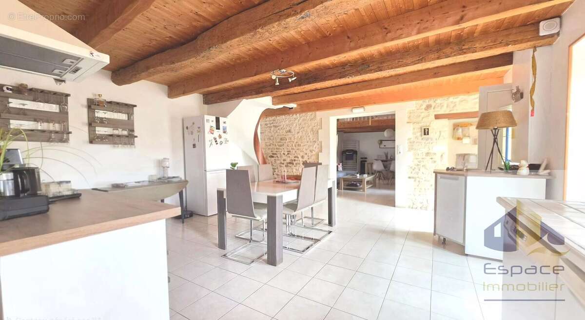 Maison Coup de cœur de 120m² à Thairé - photo 13