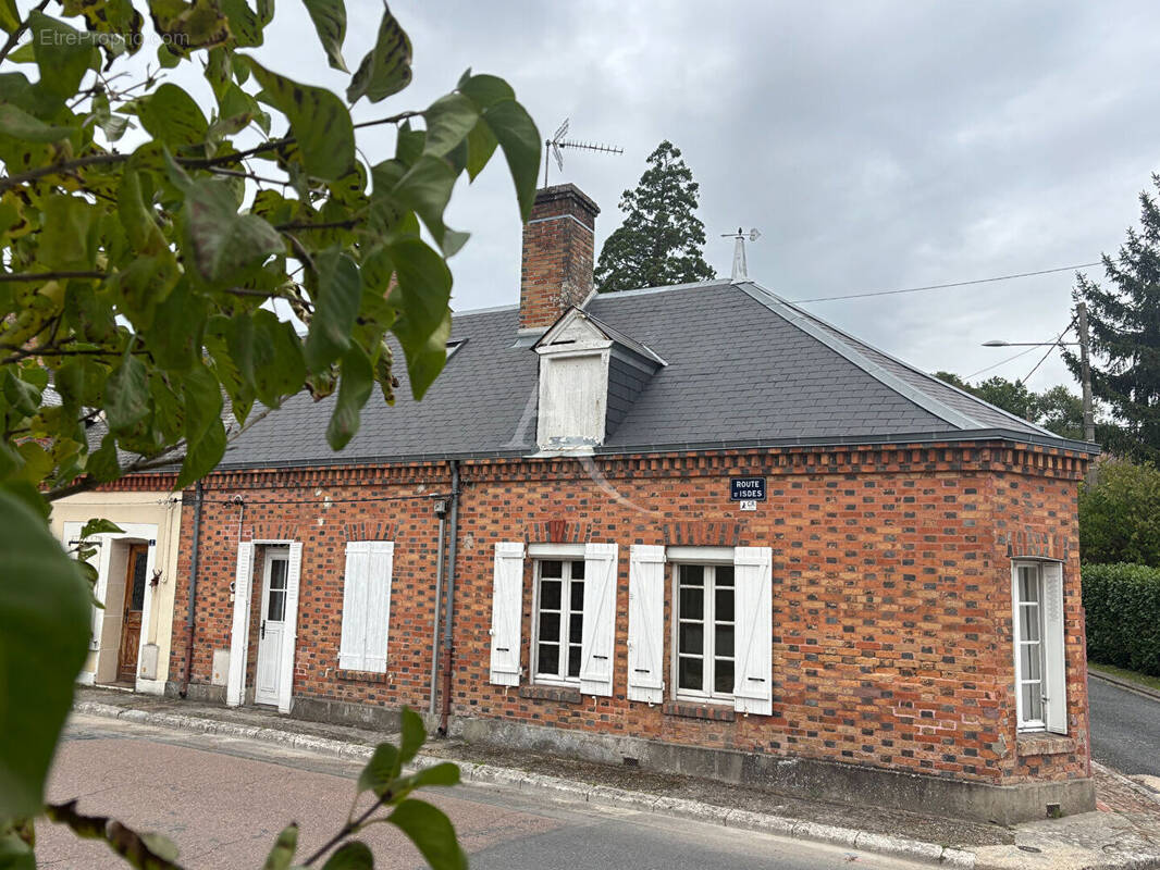 Maison à BRINON-SUR-SAULDRE