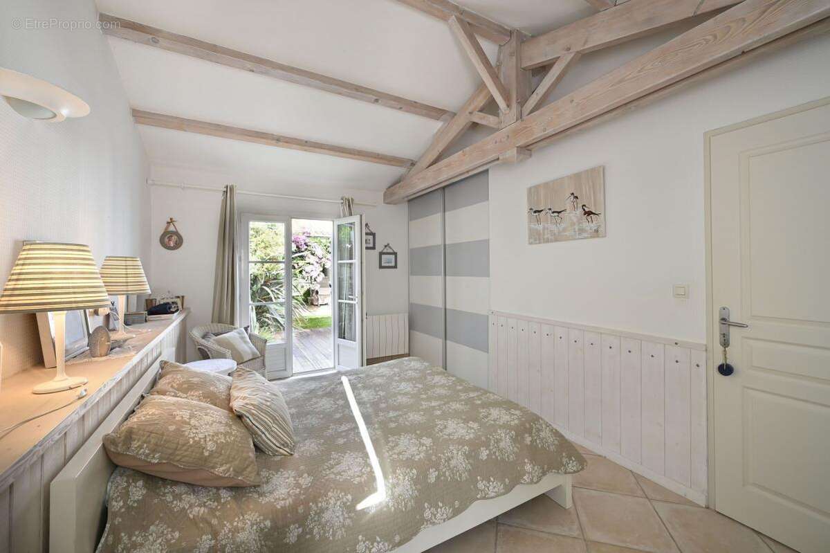 Maison à LA COUARDE-SUR-MER