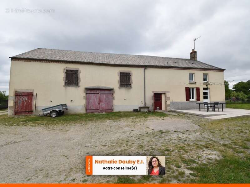 Maison à SAINT-LEGER-MAGNAZEIX